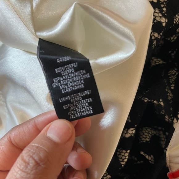 Monique LHUILLER  Elegant Black and White Lace DressSIZE 8 - Picture 8 of 10